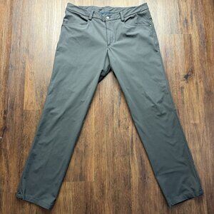 Lululemon Men's Commission Classic Fit Pant Warpstreme Black Size 34